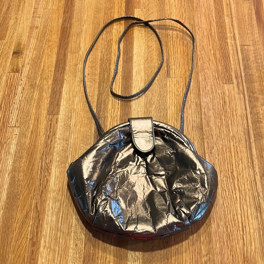 Vintage metallic colored handbag